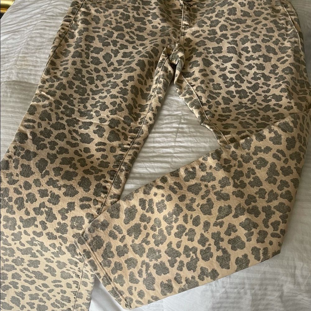 LEI Ashley Low Rise Skinny Leopard Jeans